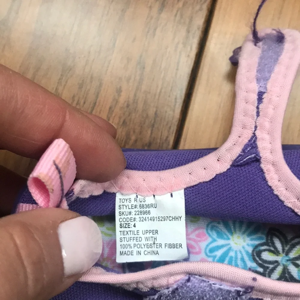 Baby Pool Shoes Purple Mary Jane Hook and Loop Baby size 4